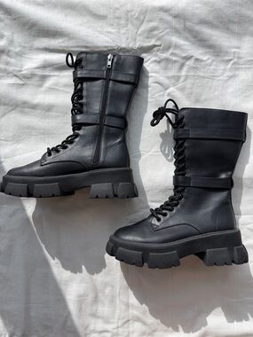 Steve Madden Black Lace-Up Moto Combat Boots